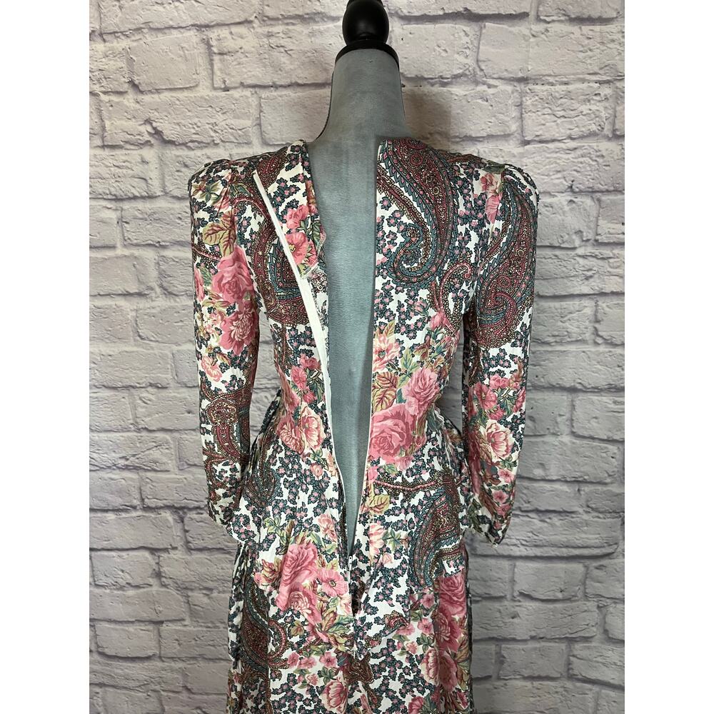 Beautiful Vintage 80's Victorian Floral Midi Dress - Picture 16 of 16